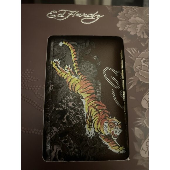 Ed Hardy Men’s 8pc Grooming Set W/Travel Case Clippers Scissors File Tweezers - Picture 6 of 7